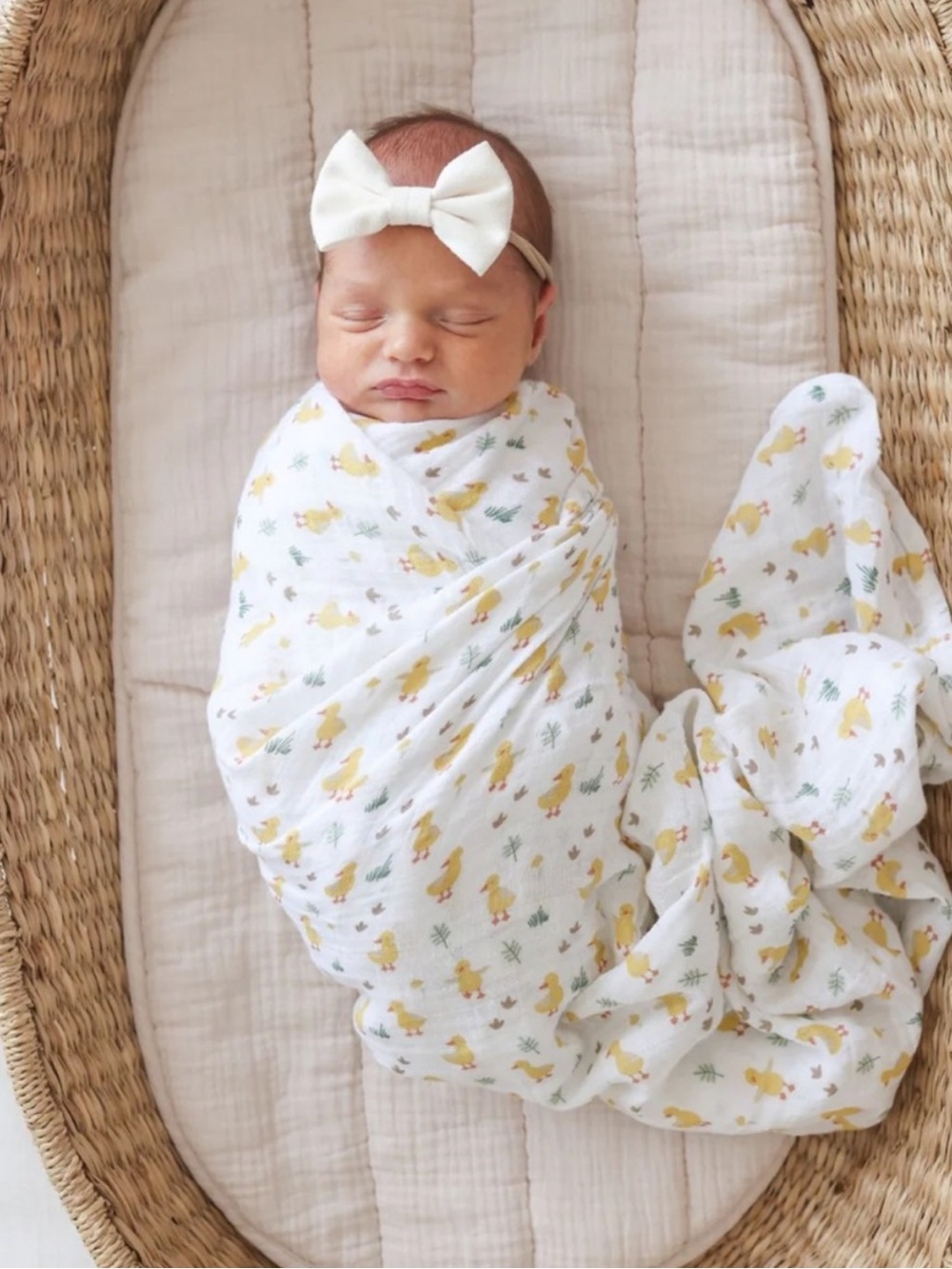 NWT Lulujo Classic Cotton Muslin Swaddle Baby Blanket ~ Duck